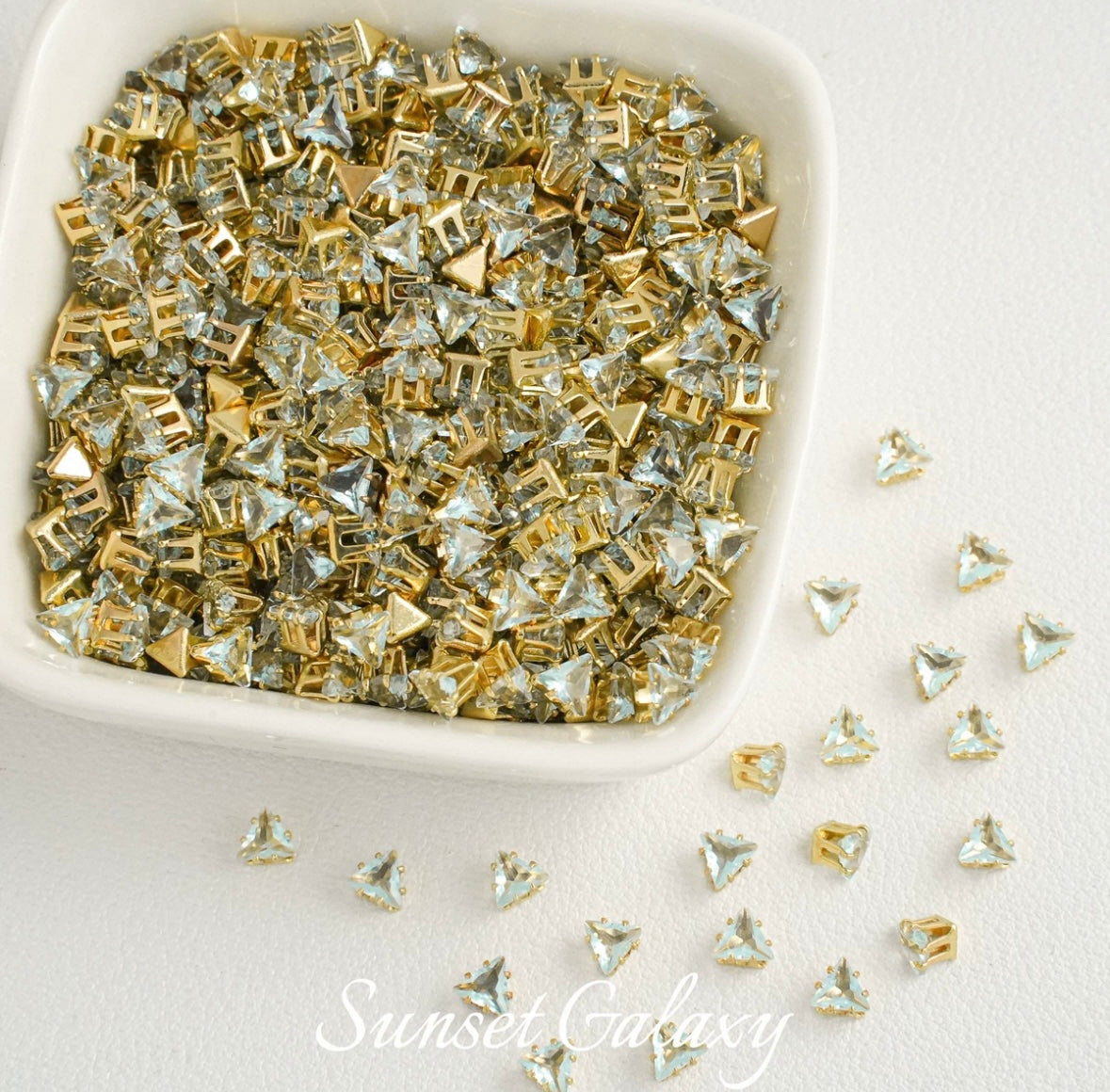 【 SJ 4'5'6mm Triangle 】 18k Multi faceted Zirconia Drill Claw Drill Barrier Bead Handmade DIY Bead Material Bracelet Accessories