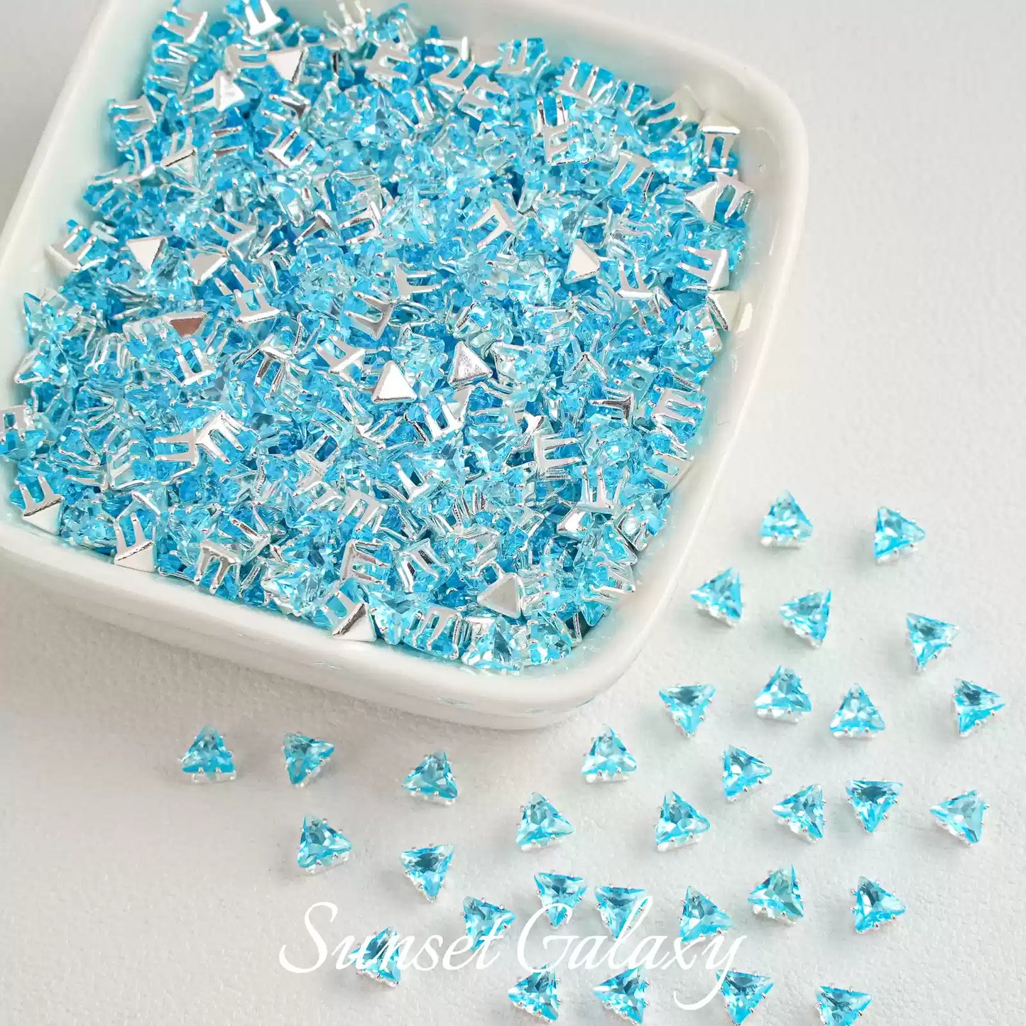 【 SJ 4'5'6mm Triangle 】 18k Multi faceted Zirconia Drill Claw Drill Barrier Bead Handmade DIY Bead Material Bracelet Accessories