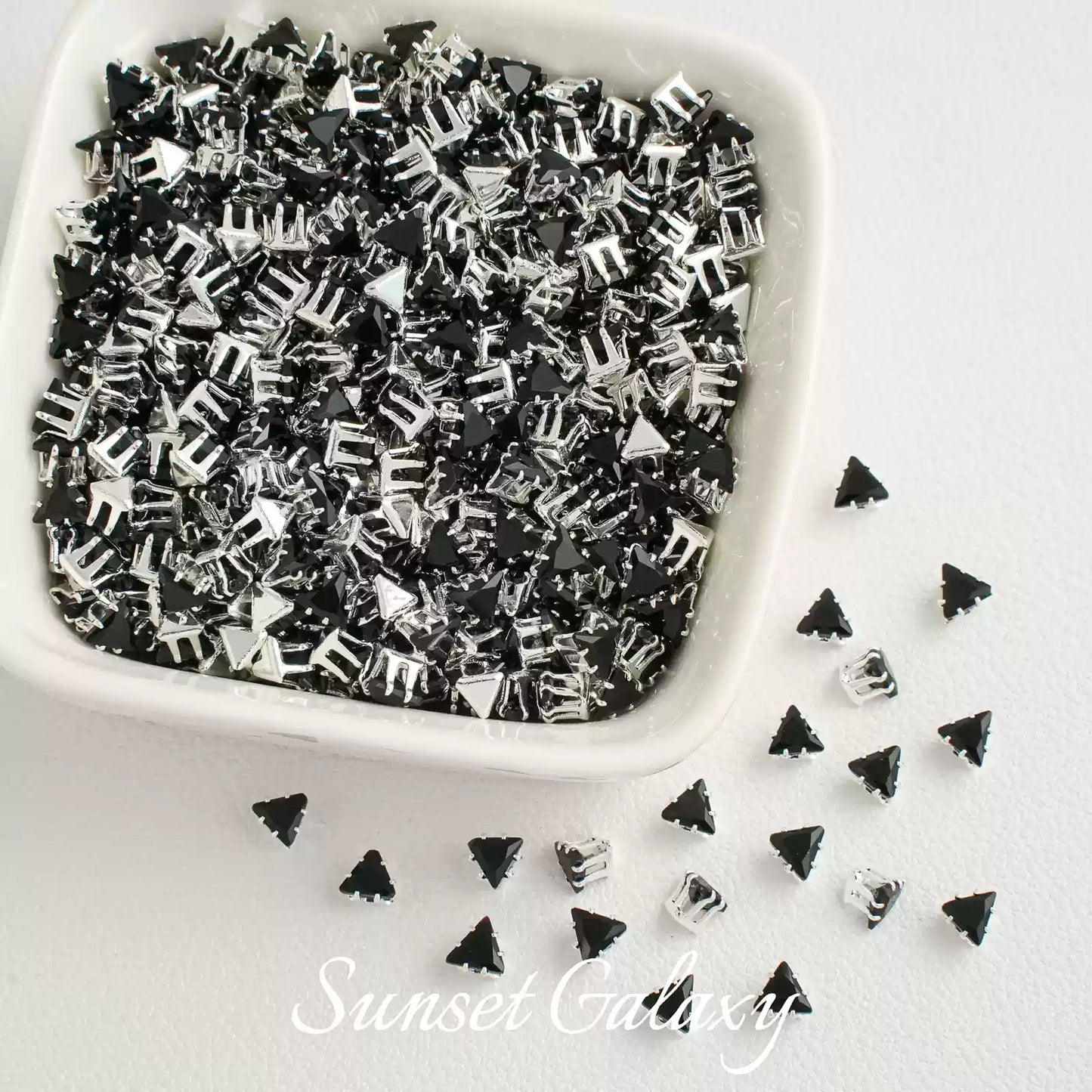 【 SJ 4'5'6mm Triangle 】 18k Multi faceted Zirconia Drill Claw Drill Barrier Bead Handmade DIY Bead Material Bracelet Accessories