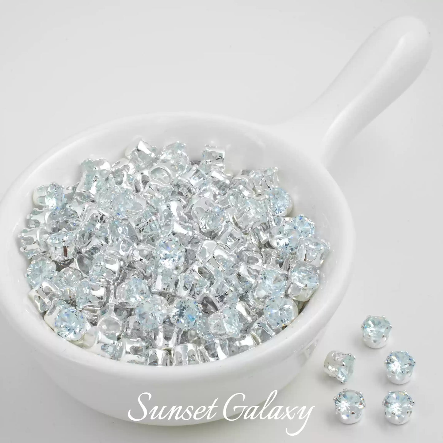 【 Card 5 Round Zirconia Silver Bottom Claw Diamond 】 Zirconia Silver Plated Bead Handmade DIY Material Bracelet Necklace Jewelry Accessories