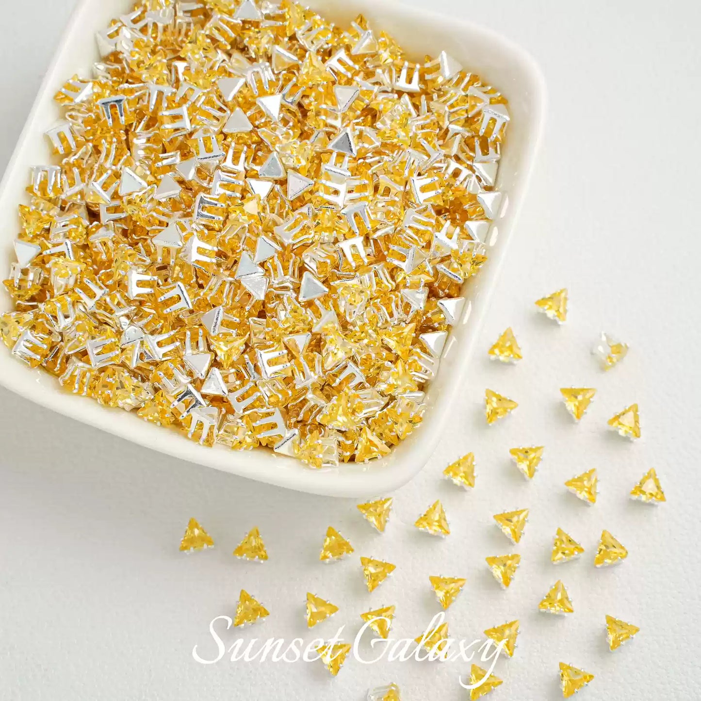 【 SJ 4'5'6mm Triangle 】 18k Multi faceted Zirconia Drill Claw Drill Barrier Bead Handmade DIY Bead Material Bracelet Accessories